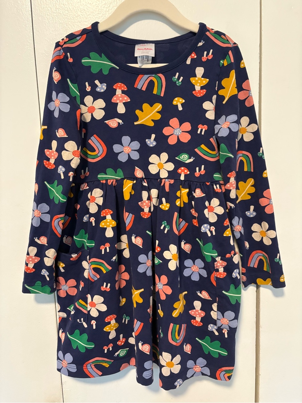 Hanna Andersson long-sleeve skater dress color, rainbow, & snail pattern Sz 5